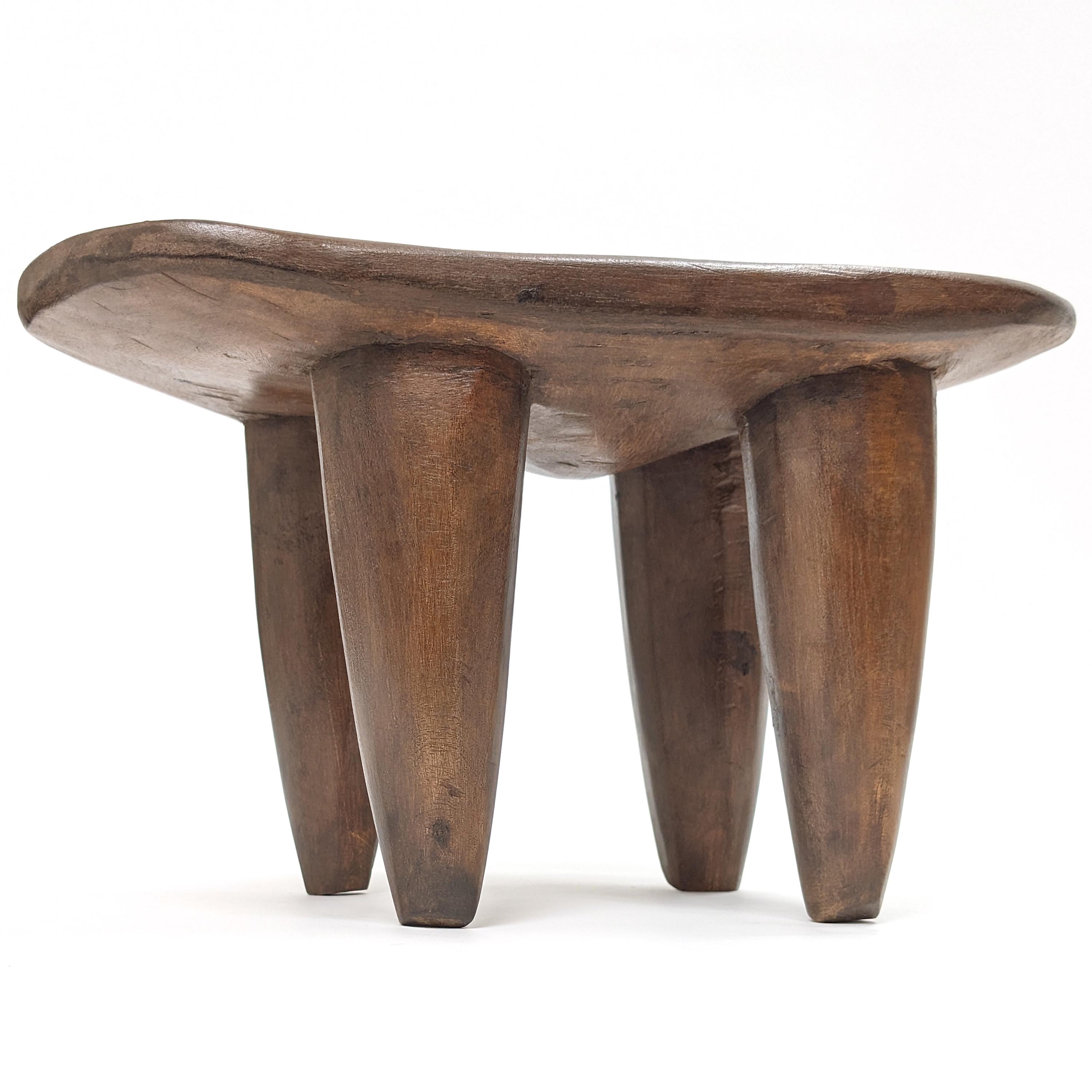 セヌフォ族腰掛 座面40x23cm アフリカの家具 スツール 椅子 （p580-08 