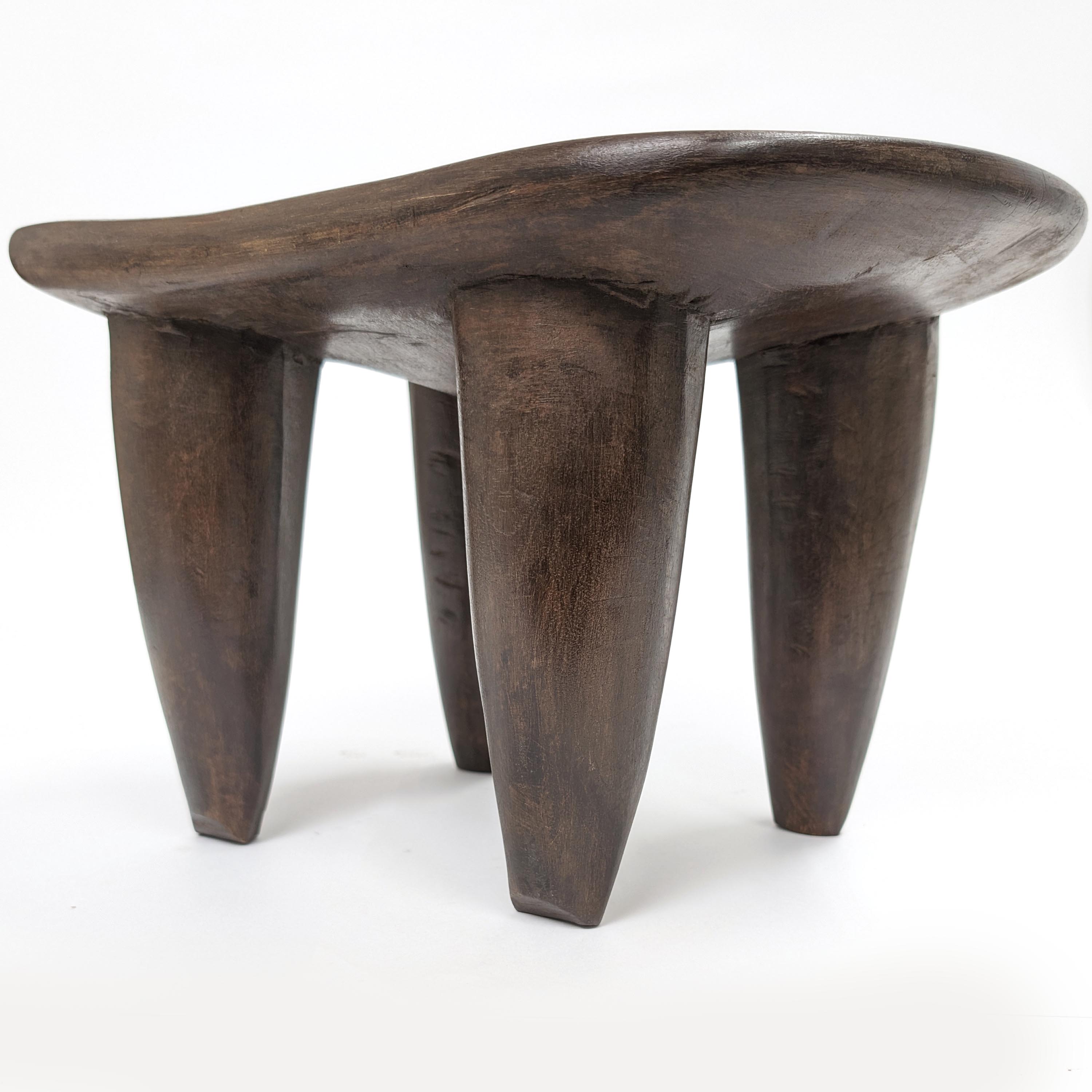 セヌフォ族腰掛 座面35x24cm アフリカの家具 スツール 椅子 （p675-29 