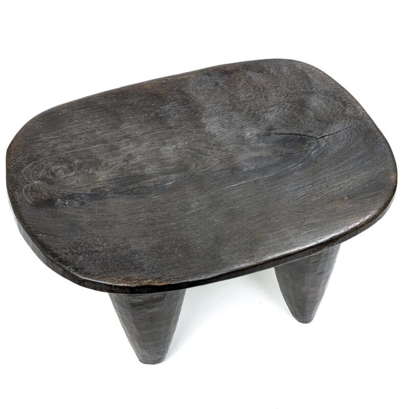 セヌフォ族腰掛 座面38×26cm アフリカの家具 スツール 椅子 （r121-30） - 画像 (3)