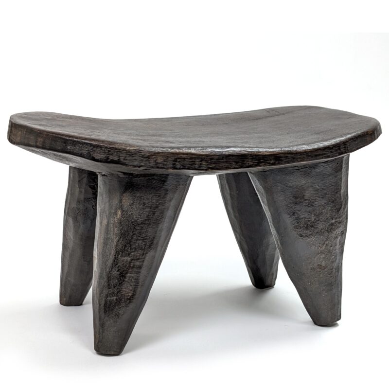 セヌフォ族腰掛 座面37×23cm アフリカの家具 スツール 椅子 （r123-22） - 画像 (2)